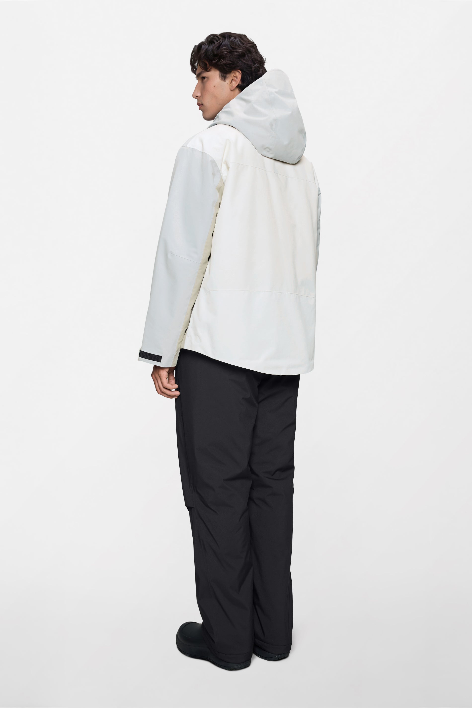 RAINS Niseko Ski Jacket Blizzard Jacket